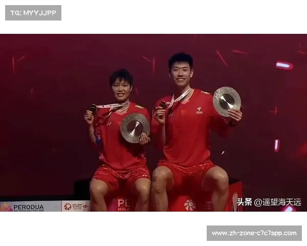 凤凰组合强势晋级混双决赛 展现出色实力引关注与期待 凤凰组合强势晋级混双决赛 展现出色实力引关注与期待